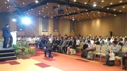 Singapore’s minister of state for Trade &amp; Industry opens the inaugural IoT Asia conference
