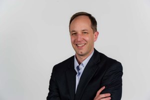 Cellular or low-power WAN: Choosing the right approach for your IIoT deployment