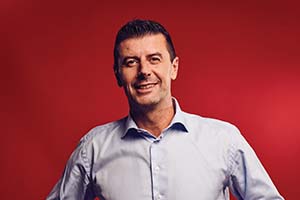 Automotive and insurance services set to lead megascale IoT deployment