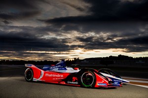Formula E tech partnership expanded for season 5 by Renesas Electronics and Mahindra Racing