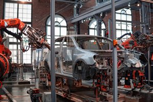 Industrial IoT: Price comparison data preserves margins for small and mid-sized manufacturers