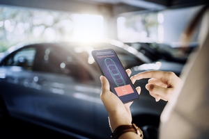 Rohde &amp; Schwarz supports development of smartphone-to-car communications
