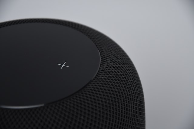 Siri device