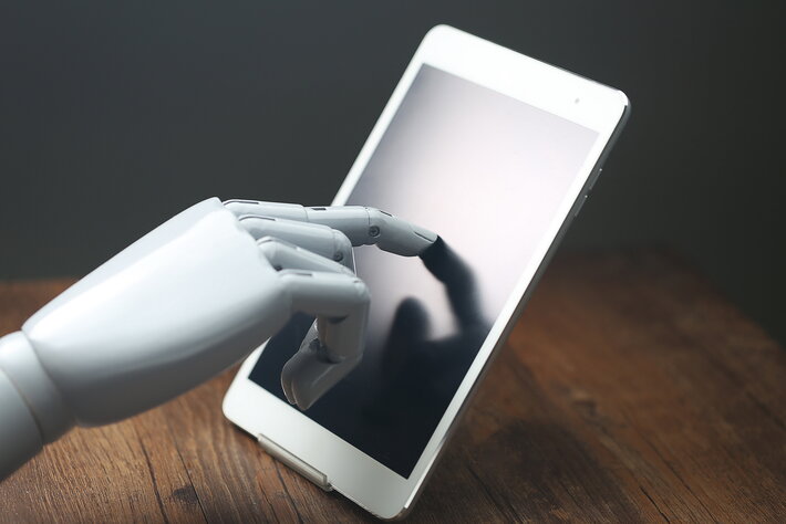 Sparkling Logic introduces AI Assistant for  enhanced decision management