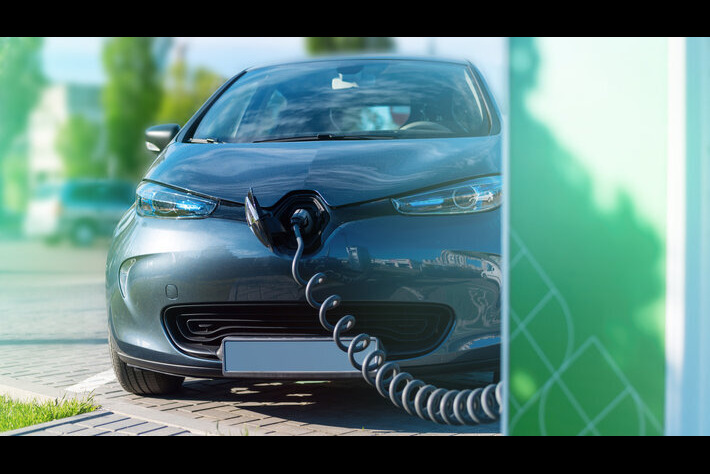 Delta and TI form EV power lab