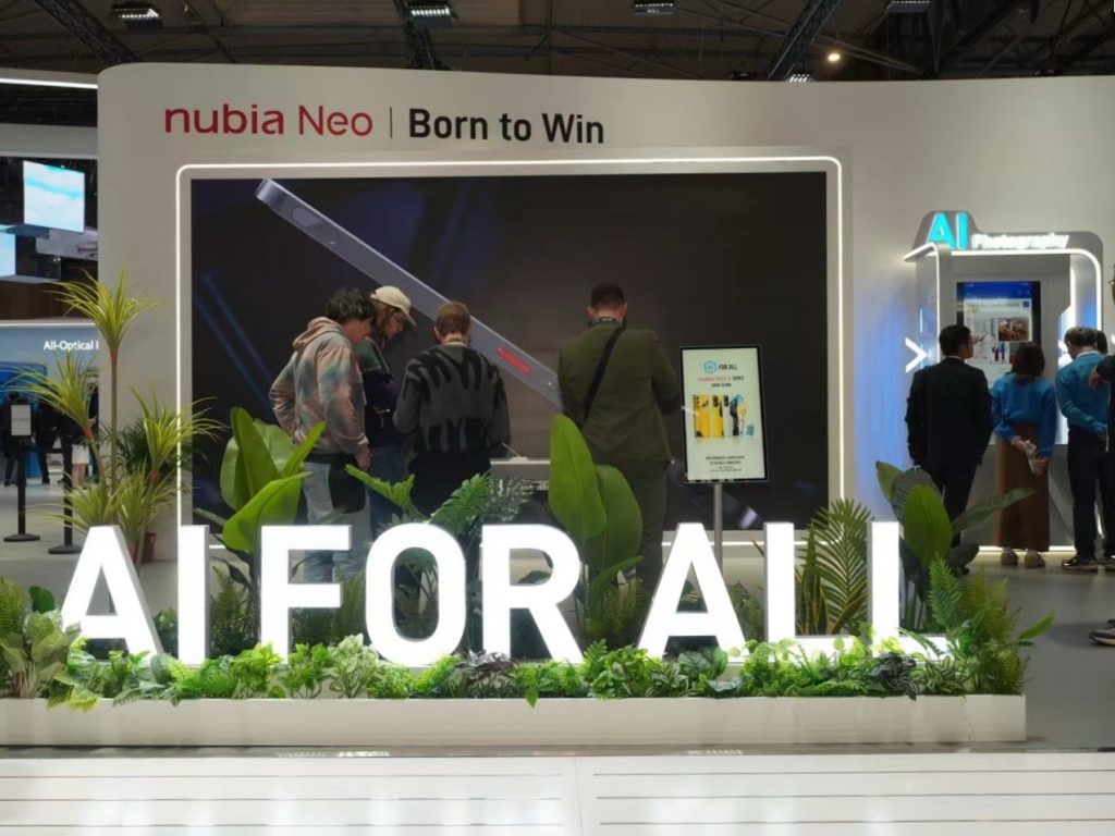 ZTE champions “AI for All” strategy across terminal devices at MWC Barcelona 2025