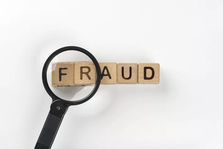 A centralised database of phone numbers helps improve customer experience and increase fraud prevention capabilities