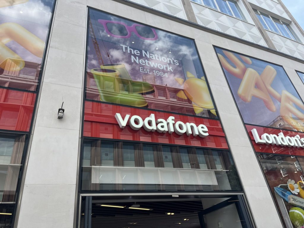 Vodafone-led consortium to deliver next phase of air quality monitoring network across London