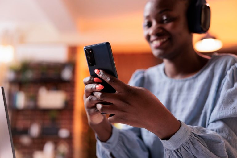 floLIVE launches full support for SGP.32 eSIM standard